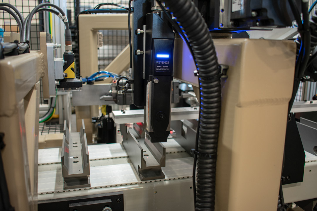 Keyence CIJ inkjet print head for line marking and part orientation