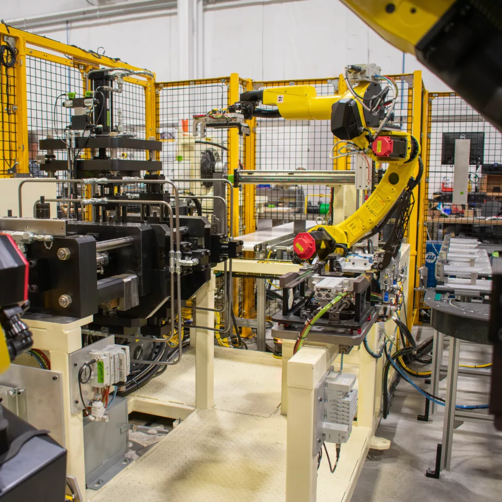 FMS FANUC ROBOT