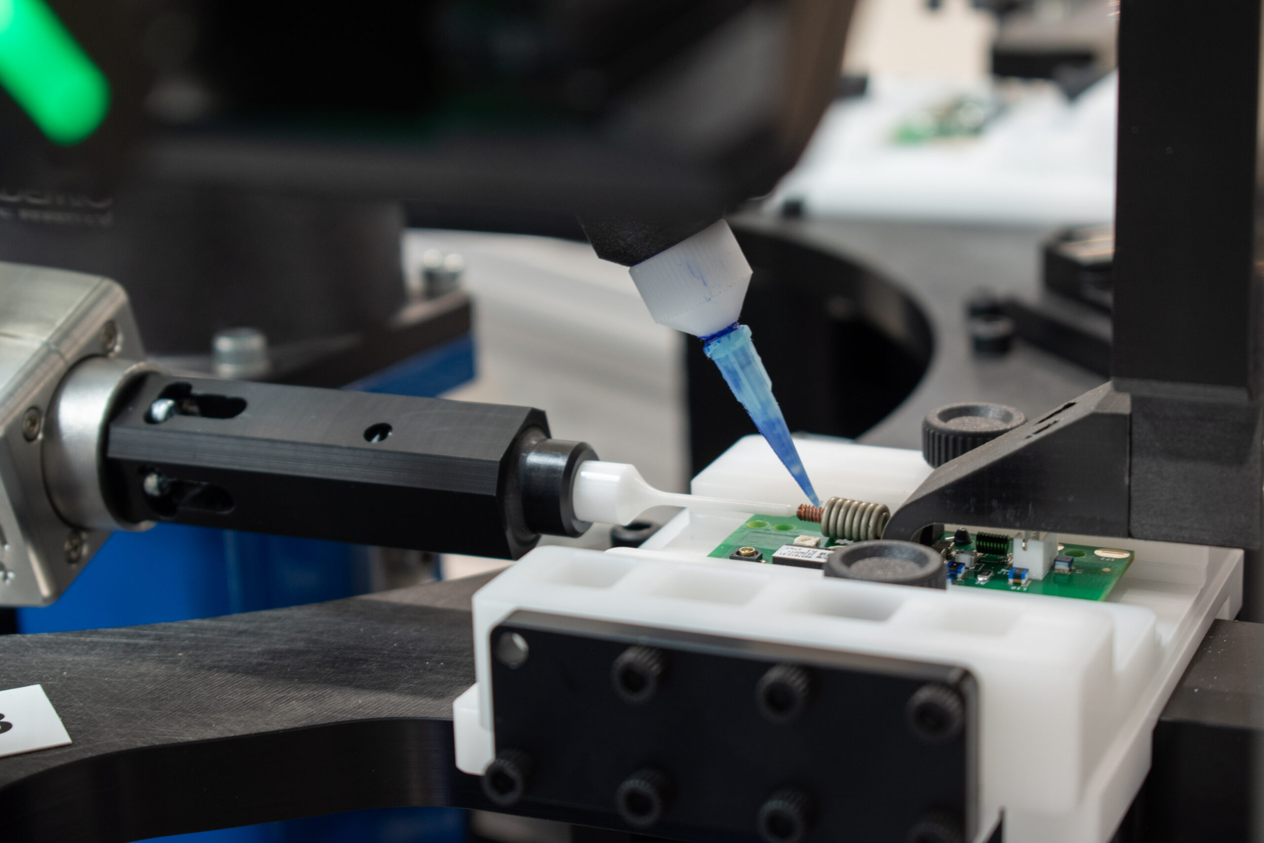 Microscopic screwdriving and dispensing